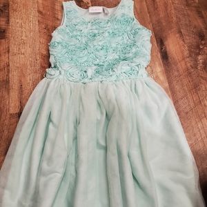 Girls dress